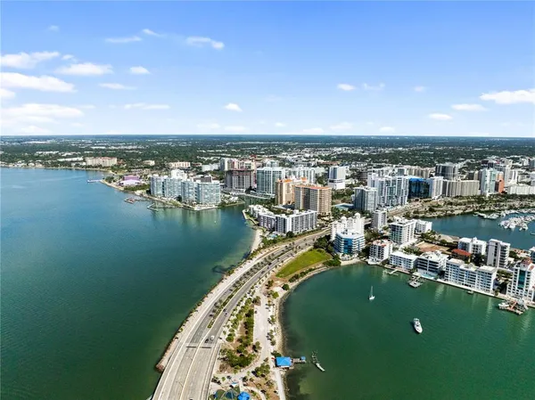 $5,000 | 97 Sunset Drive, Unit 201, Sarasota, FL 34236