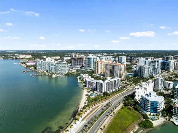 $5,000 | 97 Sunset Drive, Unit 201, Sarasota, FL 34236