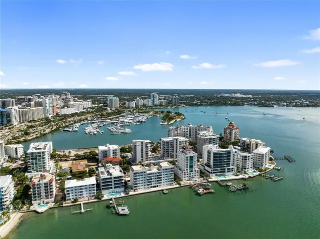 $7,500 | 97 Sunset Drive, Unit 201, Sarasota, FL 34236