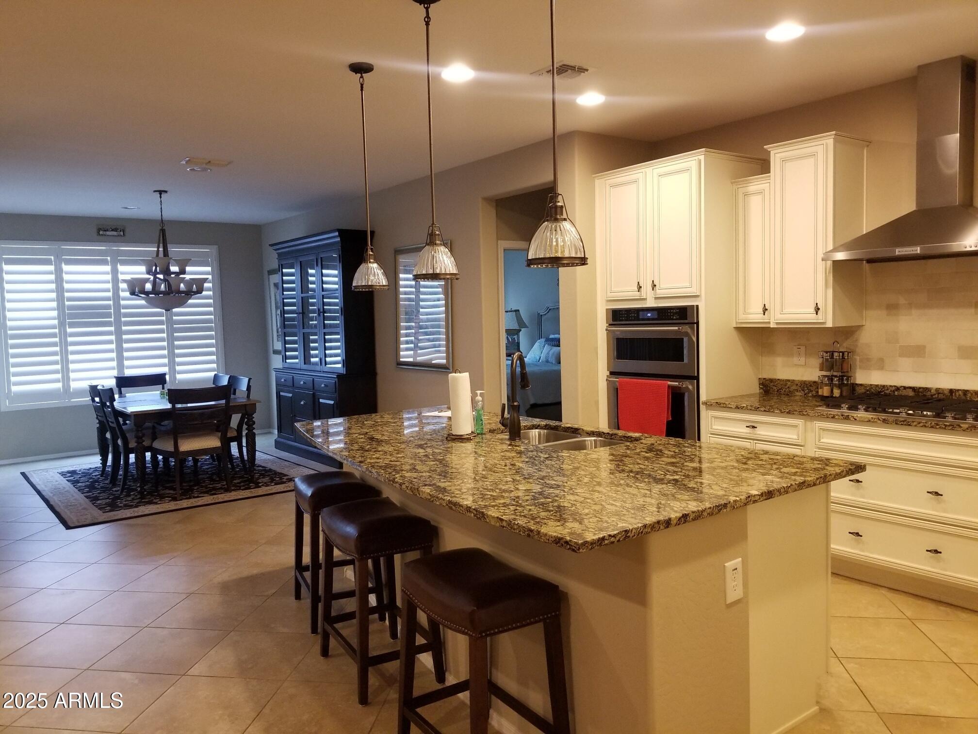 26881 West Utopia Road Buckeye, AZ 85396 - Photo 6 of 31 Utopia kitchen