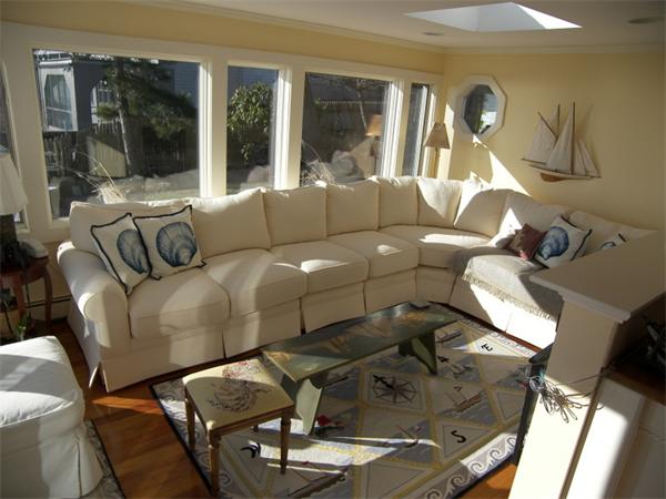 19 Summit Road Marblehead, MA 01945 - Photo 6 of 23 a living room with furniture and window