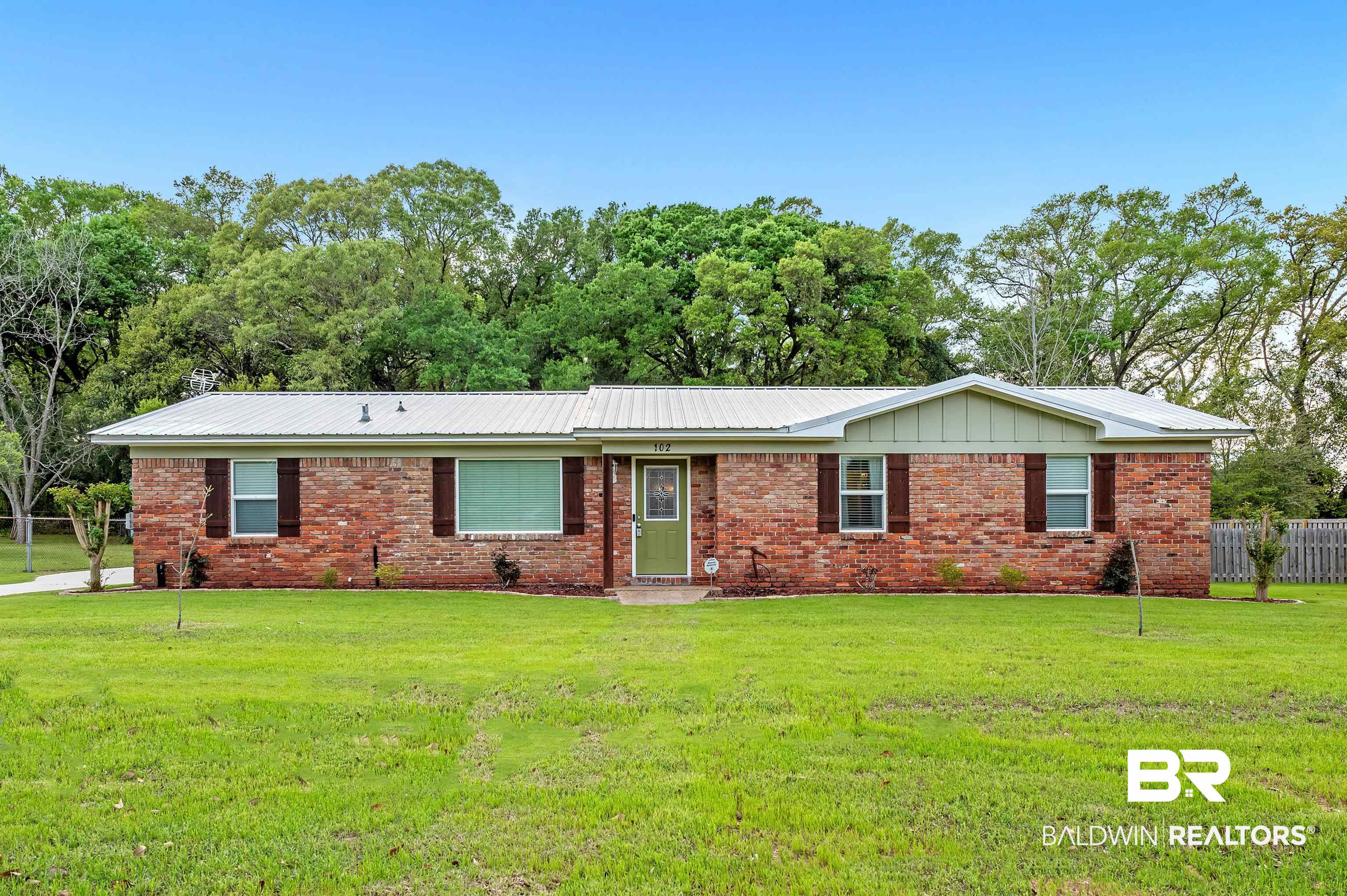 102 Rita Avenue Daphne, AL 36527 - Photo 2 of 50