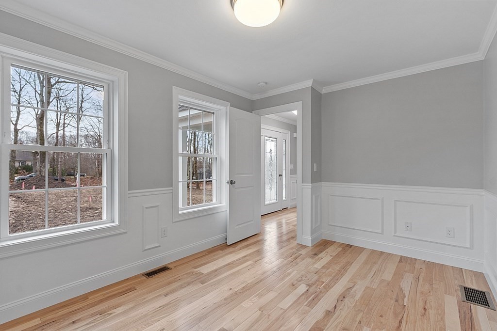 162 French Road Templeton, MA 01468 - Photo 10 of 40