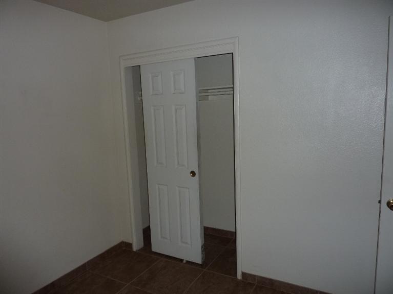 1310 Merced Street Madera, CA 93638 - Photo 11 of 19 Gallery Image 11