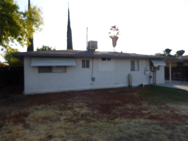 1310 Merced Street Madera, CA 93638 - Photo 15 of 19 Gallery Image 15