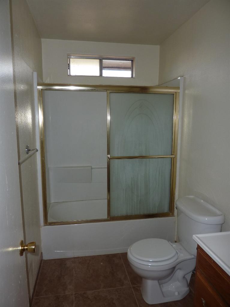 1310 Merced Street Madera, CA 93638 - Photo 6 of 19 Gallery Image 6