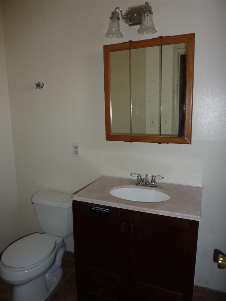 1310 Merced Street Madera, CA 93638 - Photo 10 of 19 Gallery Image 10