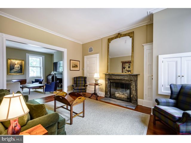 $1,740,000 | 411 Pine Street, Philadelphia, PA 19106