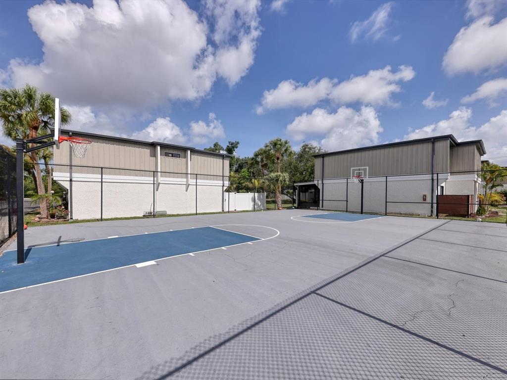 4001 South Beneva Road, Unit 401 Sarasota, FL 34233 - Photo 32 of 33