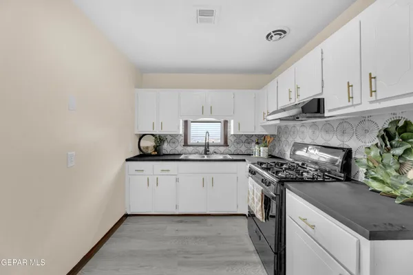 $185,000 | 7655 Hacienda Avenue, El Paso, TX 79915