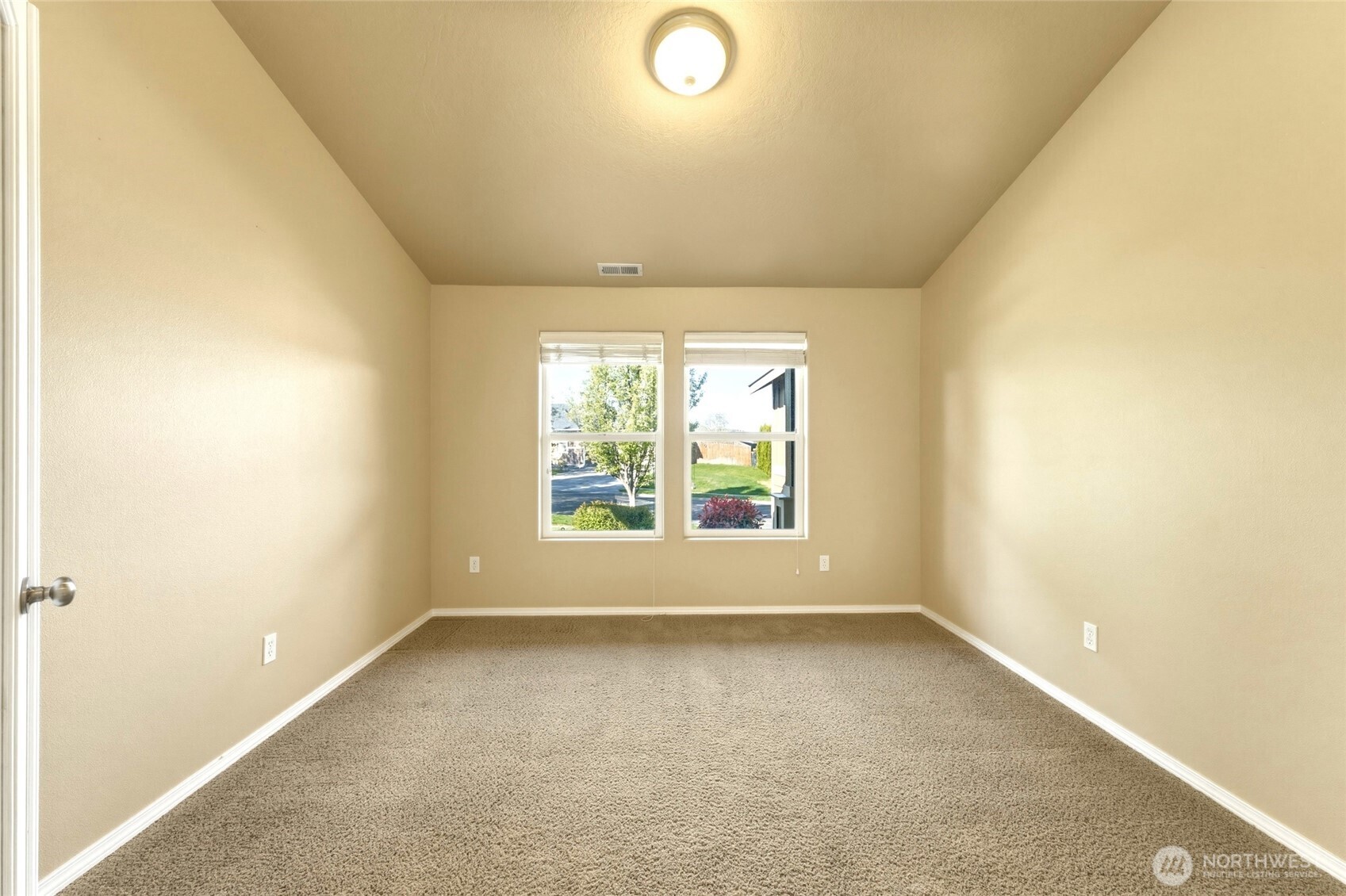 919 Highland Road Walla Walla, WA 99362 - Photo 15 of 38