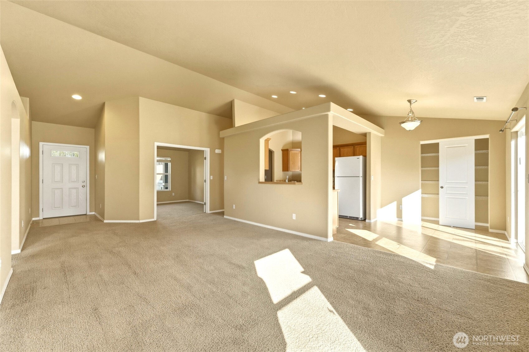 919 Highland Road Walla Walla, WA 99362 - Photo 2 of 38