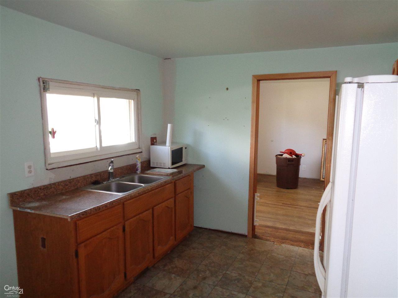 37261 Susan Street Sterling Heights, MI 48310 - Photo 3 of 16
