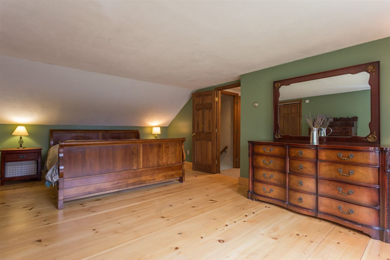 332 Stage Road Nottingham, NH 03290 - Photo 24 of 36