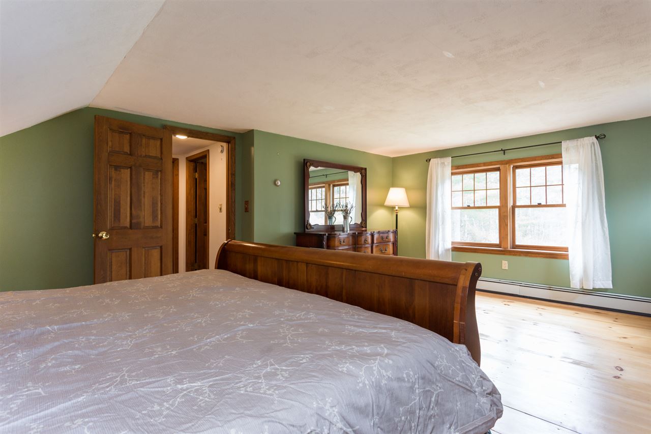 332 Stage Road Nottingham, NH 03290 - Photo 26 of 36