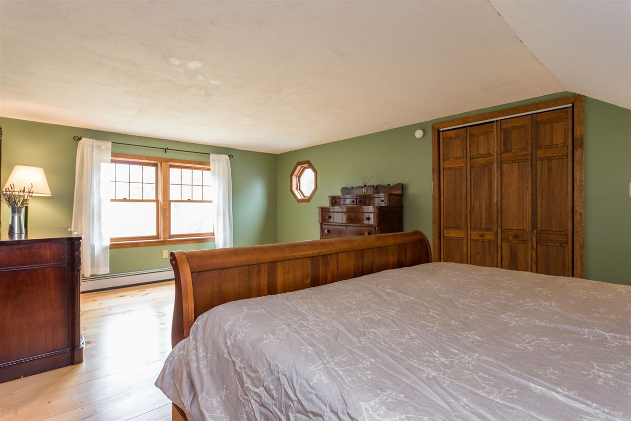 332 Stage Road Nottingham, NH 03290 - Photo 27 of 36