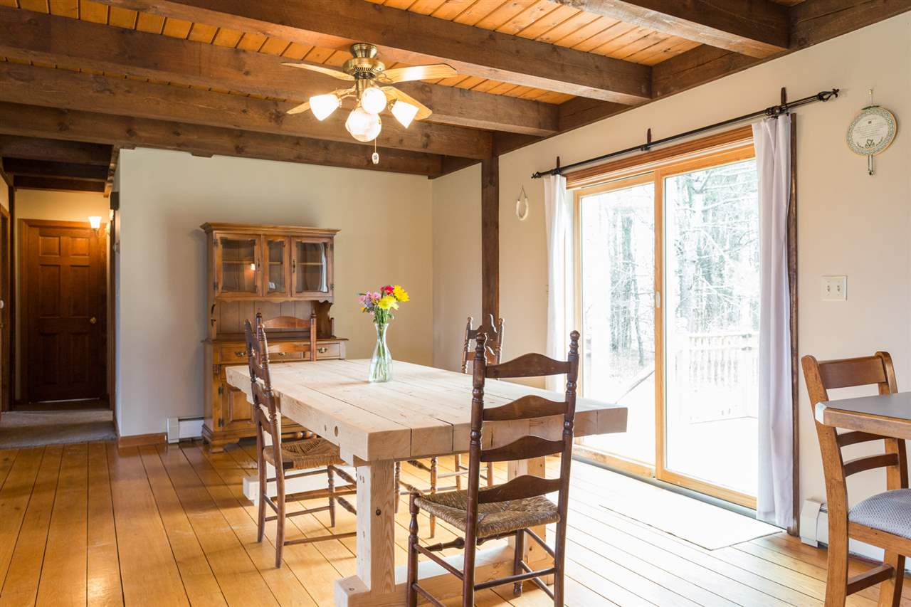 332 Stage Road Nottingham, NH 03290 - Photo 7 of 36