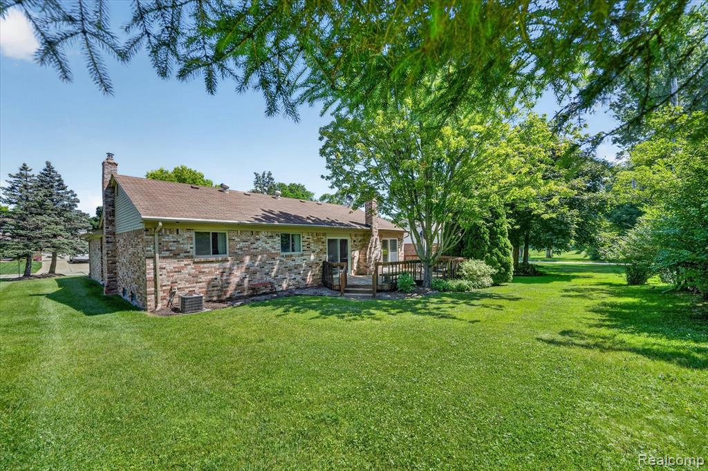 2370 Norton Road Rochester Hills, MI 48307 - Photo 15 of 15