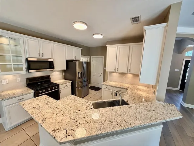 $2,300 | 236 Calumet Drive, Madisonville, LA 70447