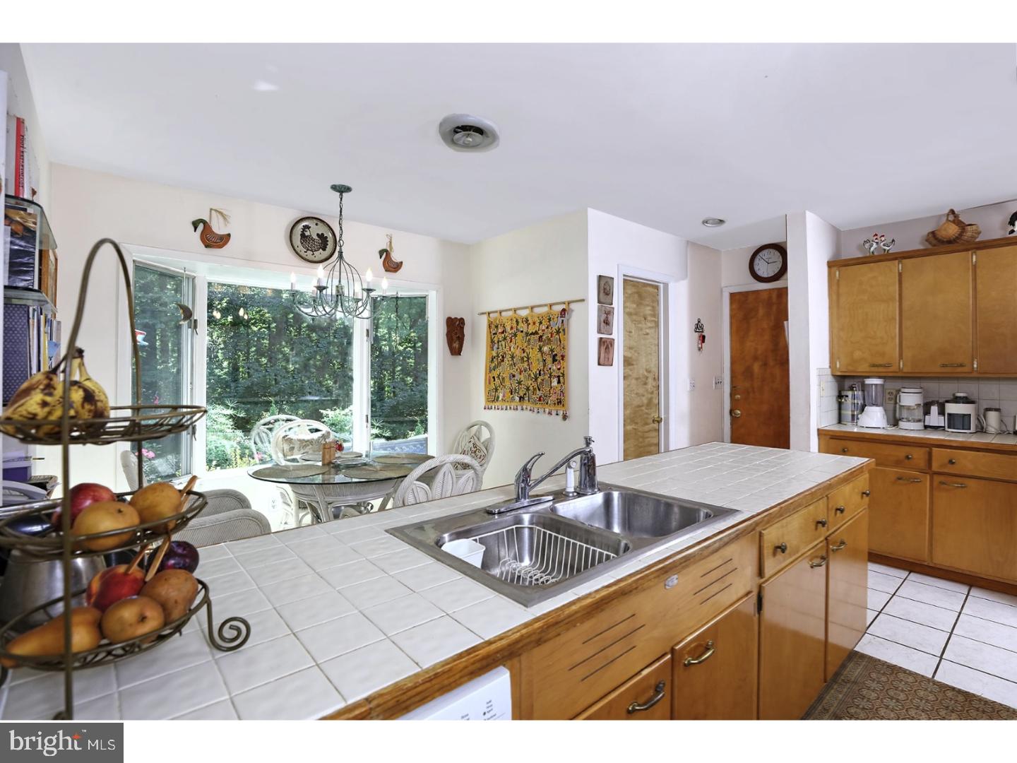 160 Ridgeview Circle Princeton, NJ 08540 - Photo 8 of 25