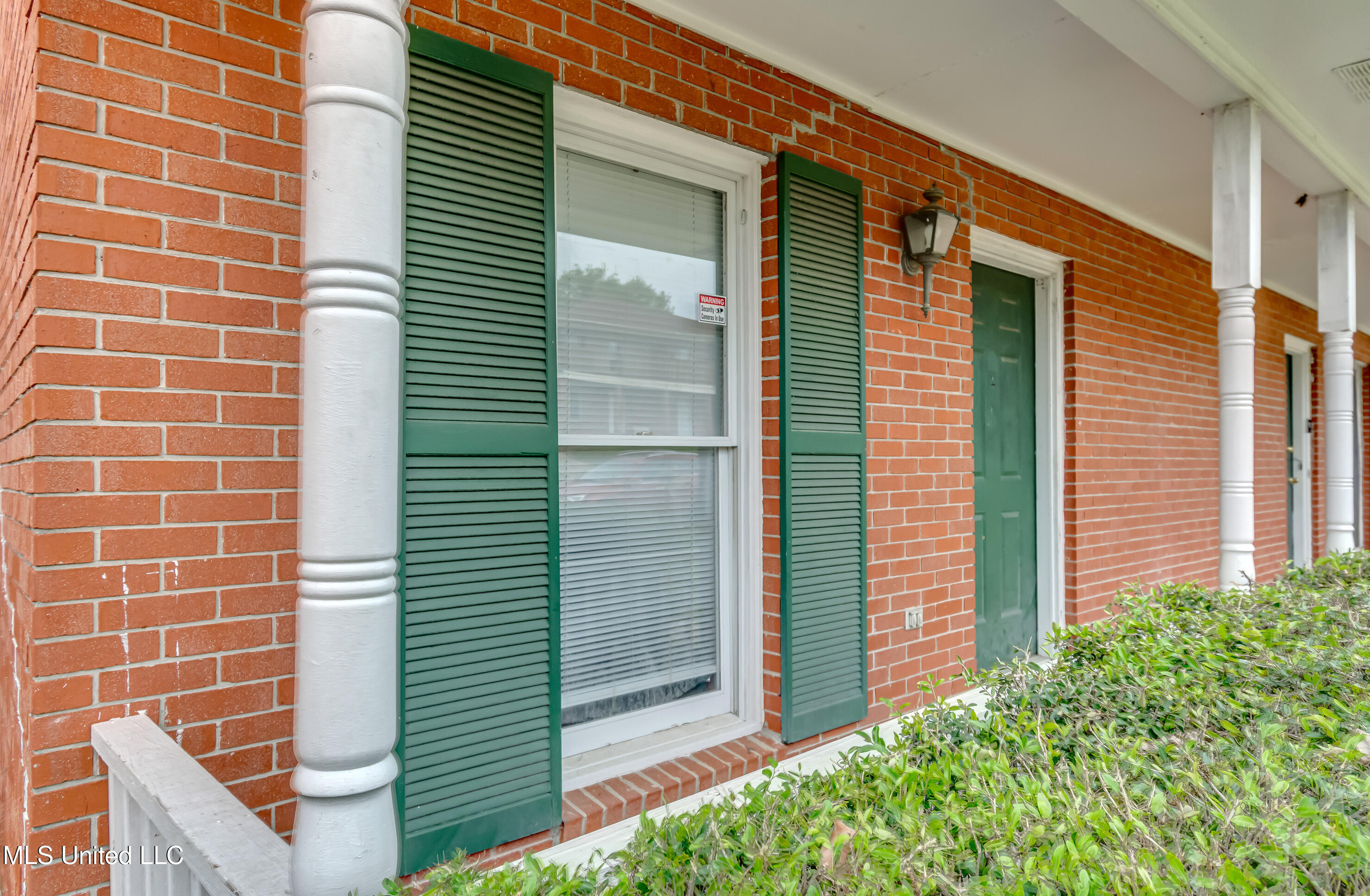 735 Wicklow Place, Unit A Ridgeland, MS 39157 - Photo 4 of 34 735A Wicklow Pl-5