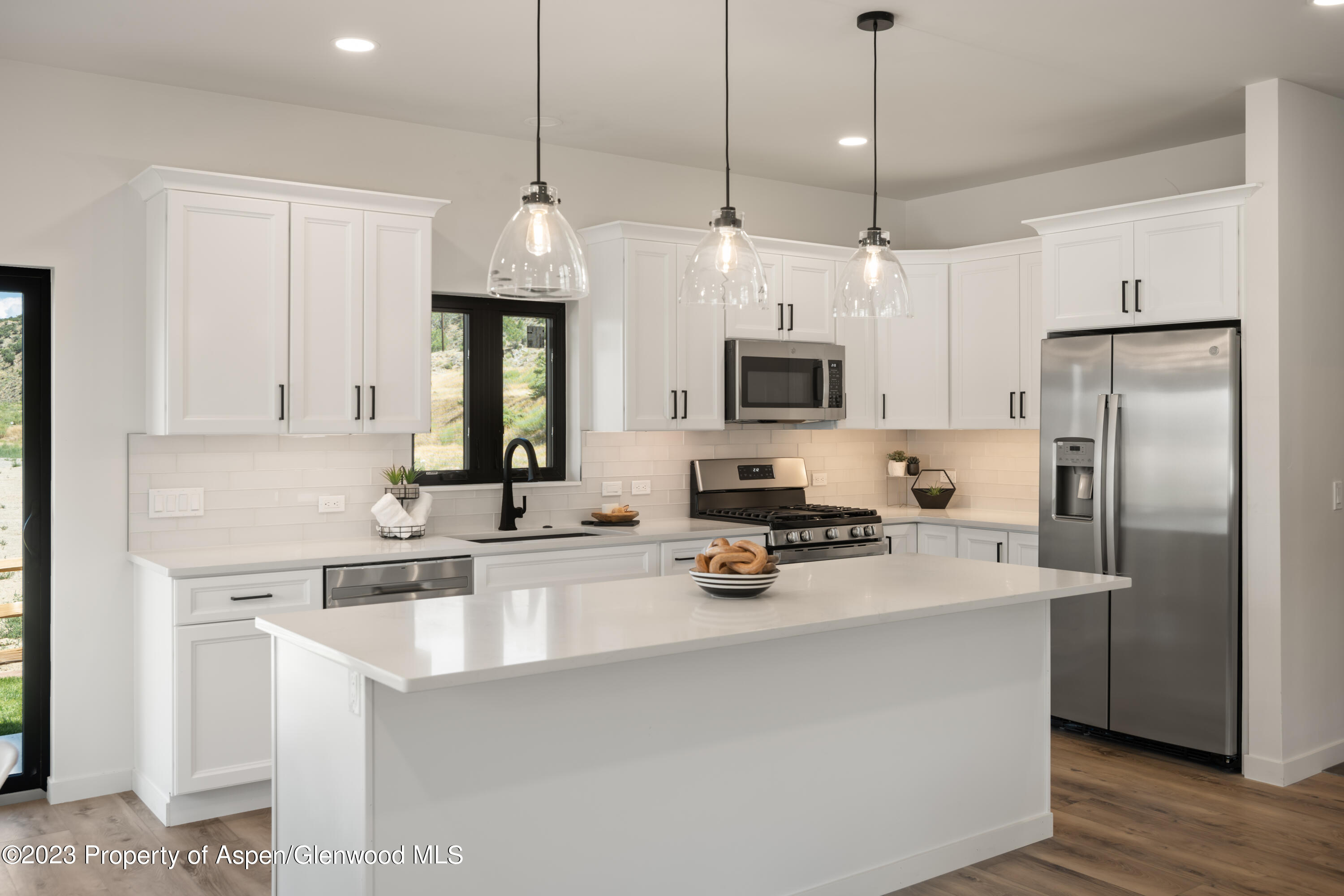 527 Last Chance Drive Rifle, CO 81650 - Photo 6 of 20 6