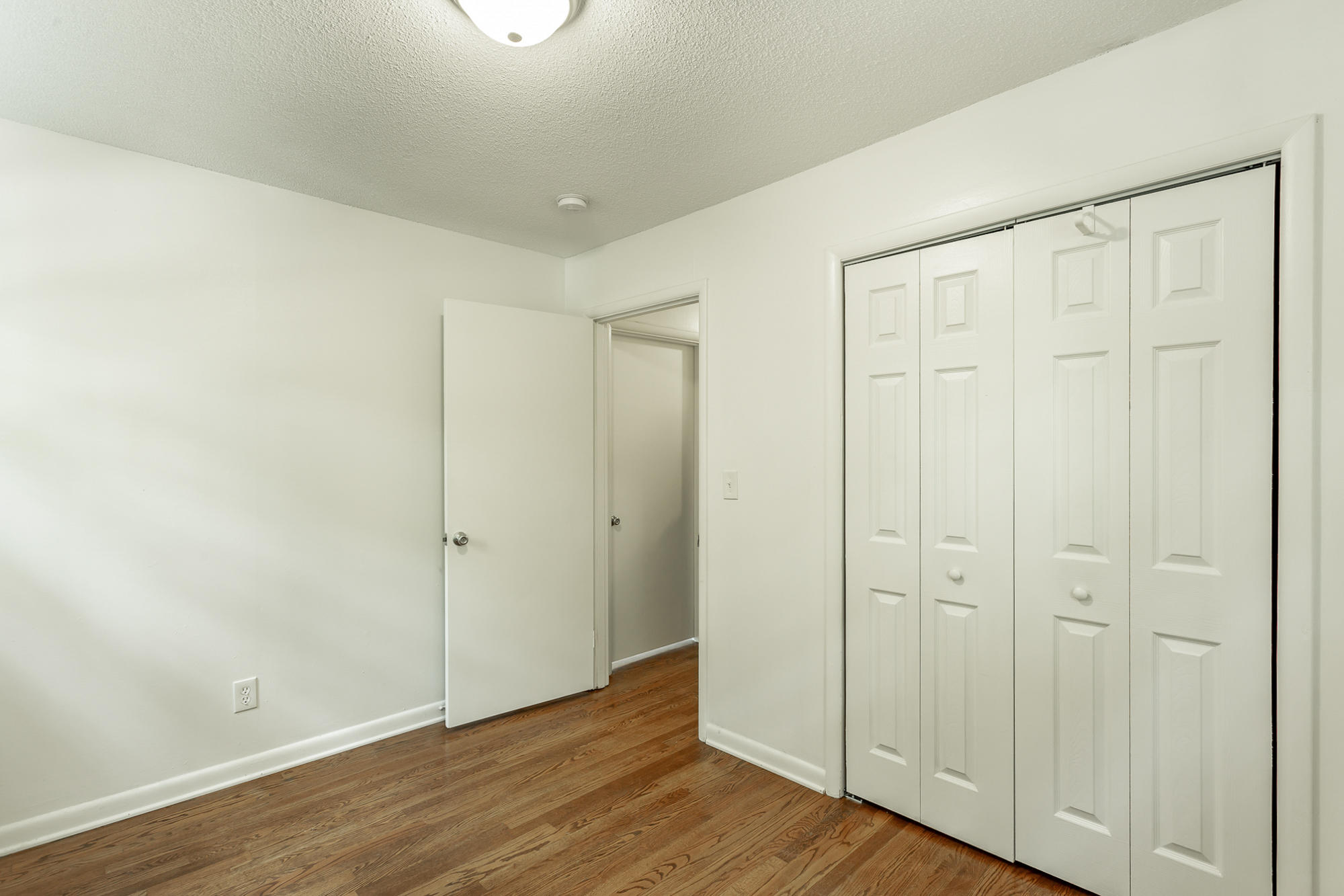 1366 Ridgefield Circle Chattanooga, TN 37412 - Photo 22 of 25 1366 Ridgefield Cir. HD-42