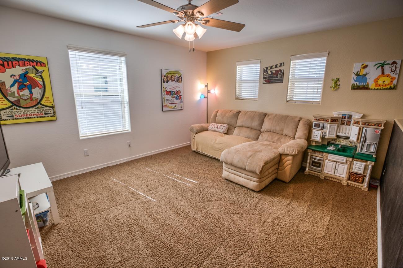 1671 South Rochester Drive Gilbert, AZ 85295 - Photo 17 of 40 IMG_8006_7_8