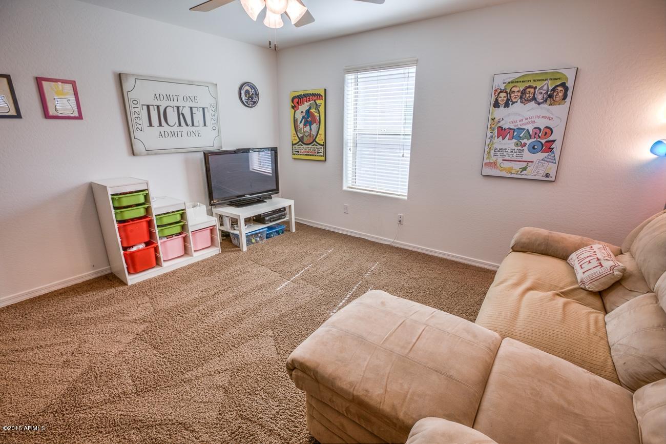 1671 South Rochester Drive Gilbert, AZ 85295 - Photo 18 of 40 IMG_8009_10_11