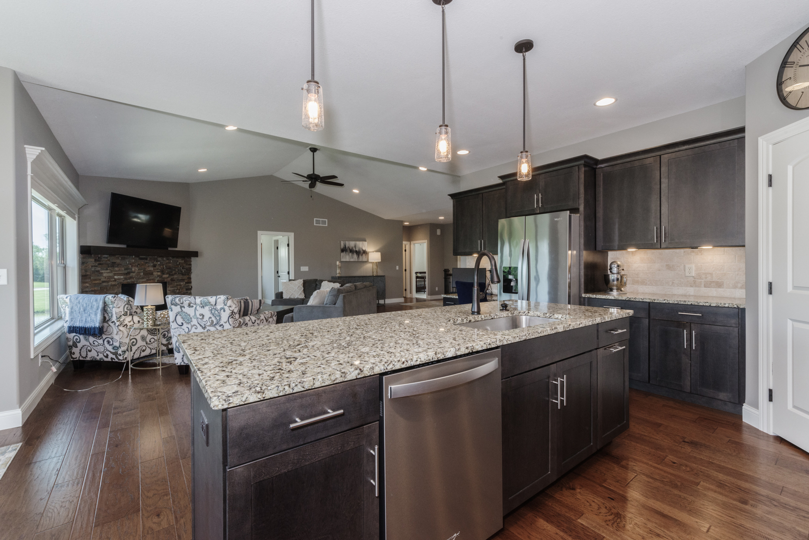 15924 Belfry Drive Bloomington, IL 61705 - Photo 23 of 59