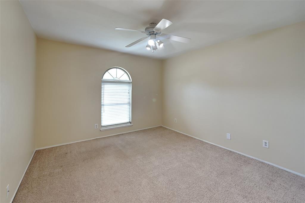 804 Rolling Ridge Drive Allen, TX 75002 - Photo 11 of 17 Gallery Image 11