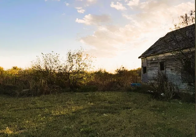 a front view of house with yard