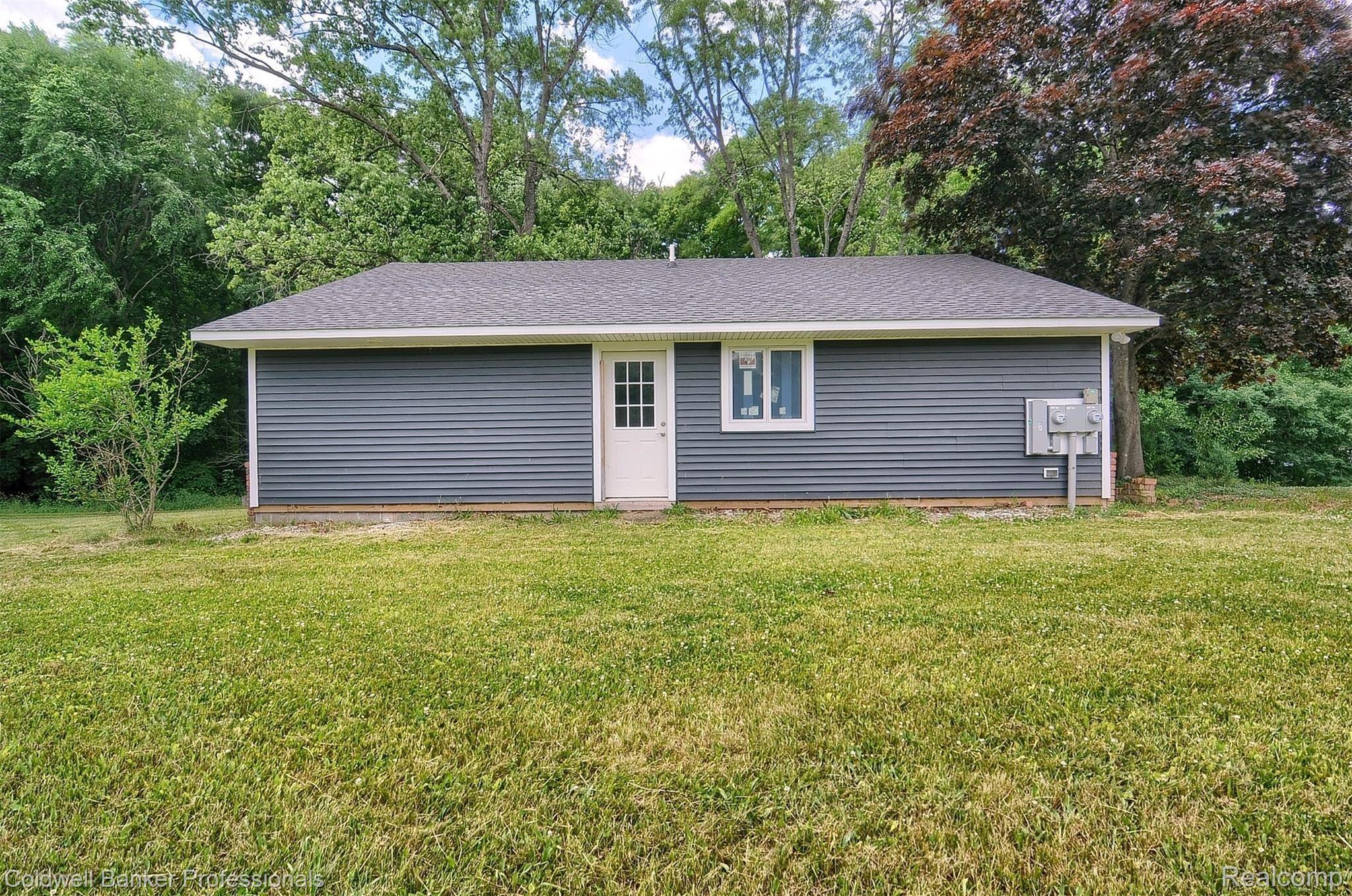 801 Maxfield Lake Road Brighton, MI 48114 - Photo 17 of 65 54-Boat House.jpg