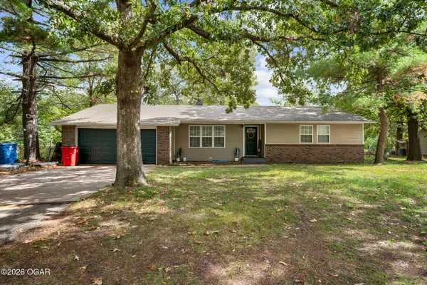$215,000 | 6614 Geneva Drive, Joplin, MO 64801