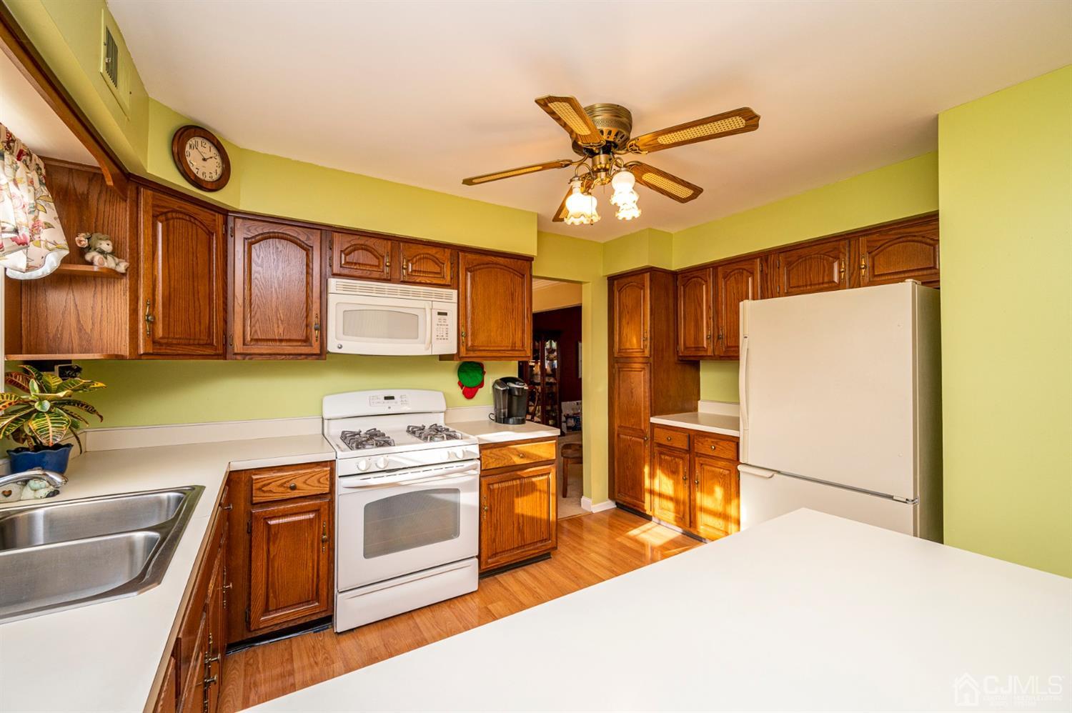 1344 Masoma Road North Brunswick, NJ 08902 - Photo 16 of 42 Gallery Image 16