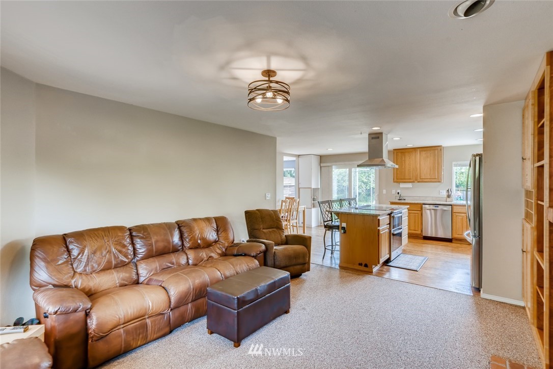 14545 144th Place Southeast Renton, WA 98059 - Photo 13 of 34 Gallery Image 13