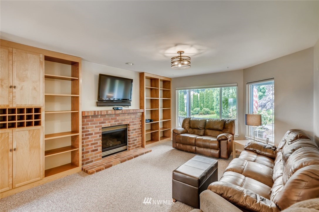 14545 144th Place Southeast Renton, WA 98059 - Photo 14 of 34 Gallery Image 14