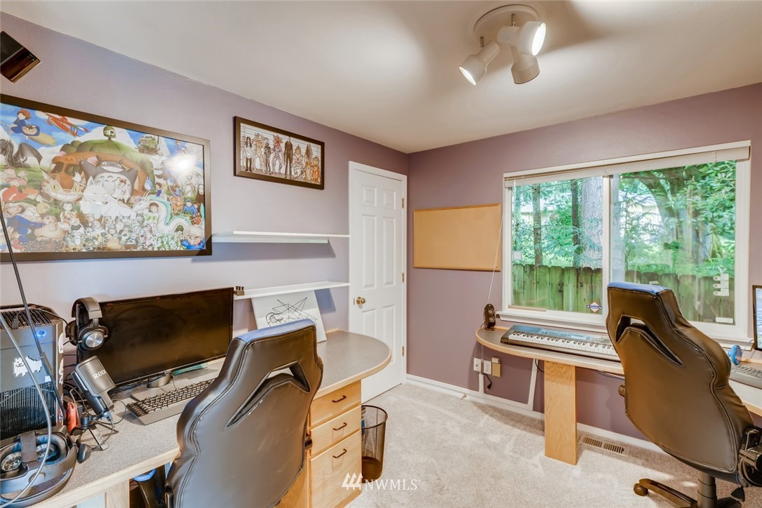 14545 144th Place Southeast Renton, WA 98059 - Photo 16 of 34 Gallery Image 16