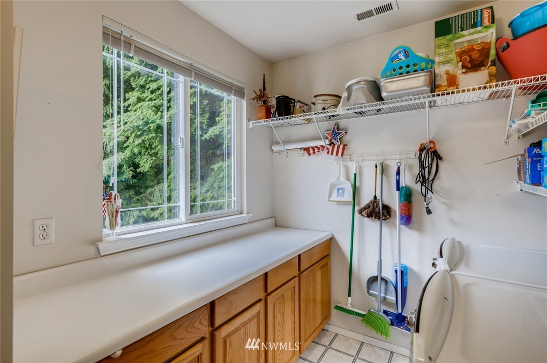 14545 144th Place Southeast Renton, WA 98059 - Photo 28 of 34 Gallery Image 28