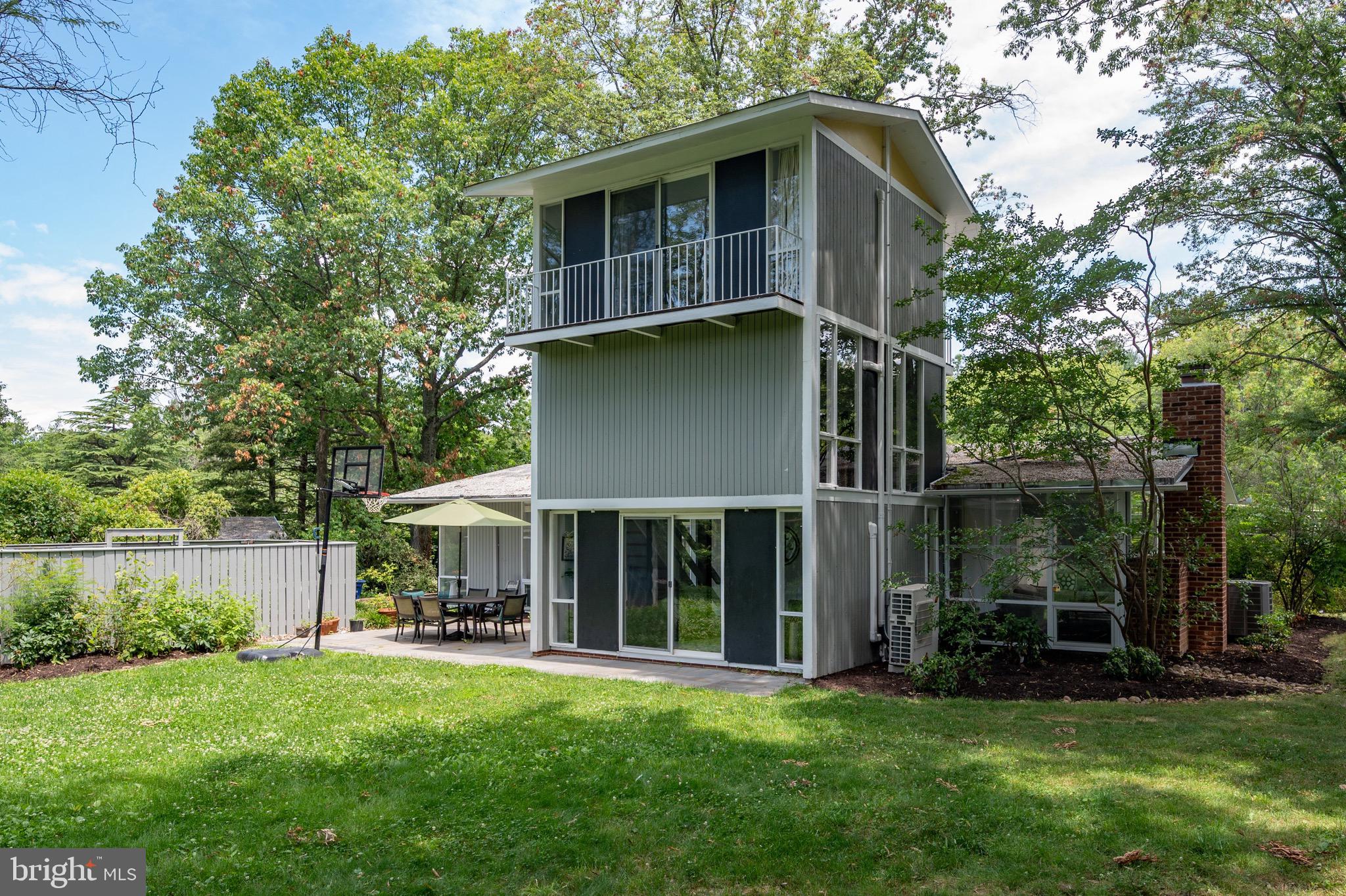 2309 Glasgow Road Alexandria, VA 22307 - Photo 8 of 64