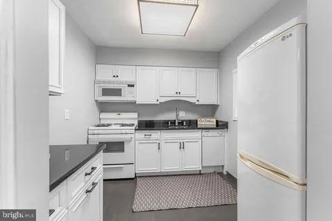 $199,000 | 8308 Flower Avenue, Unit 403, Takoma Park, MD 20912