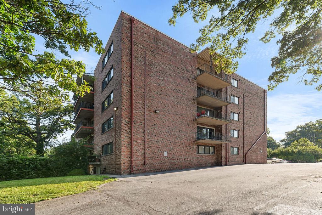 8308 Flower Avenue, Unit 403 Takoma Park, MD 20912 - Photo 22 of 23