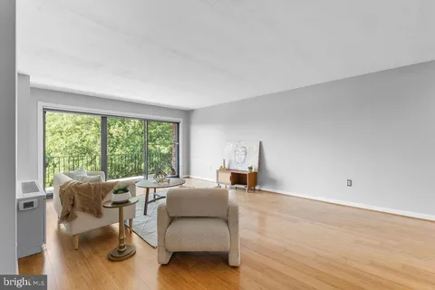 $199,000 | 8308 Flower Avenue, Unit 403, Takoma Park, MD 20912