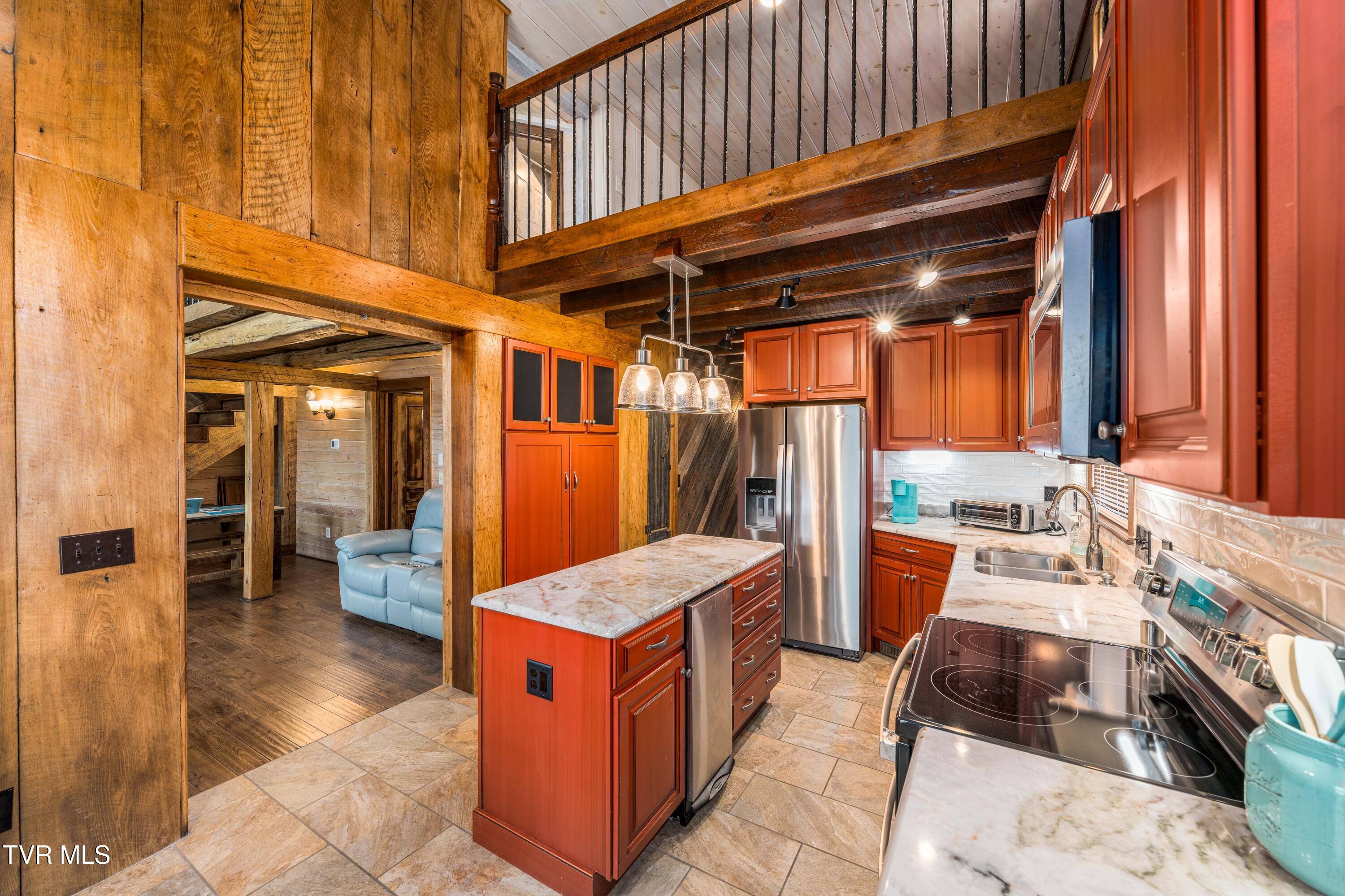 110 North River Lane Butler, TN 37640 - Photo 13 of 50 110 North River Shores (58 of 79)