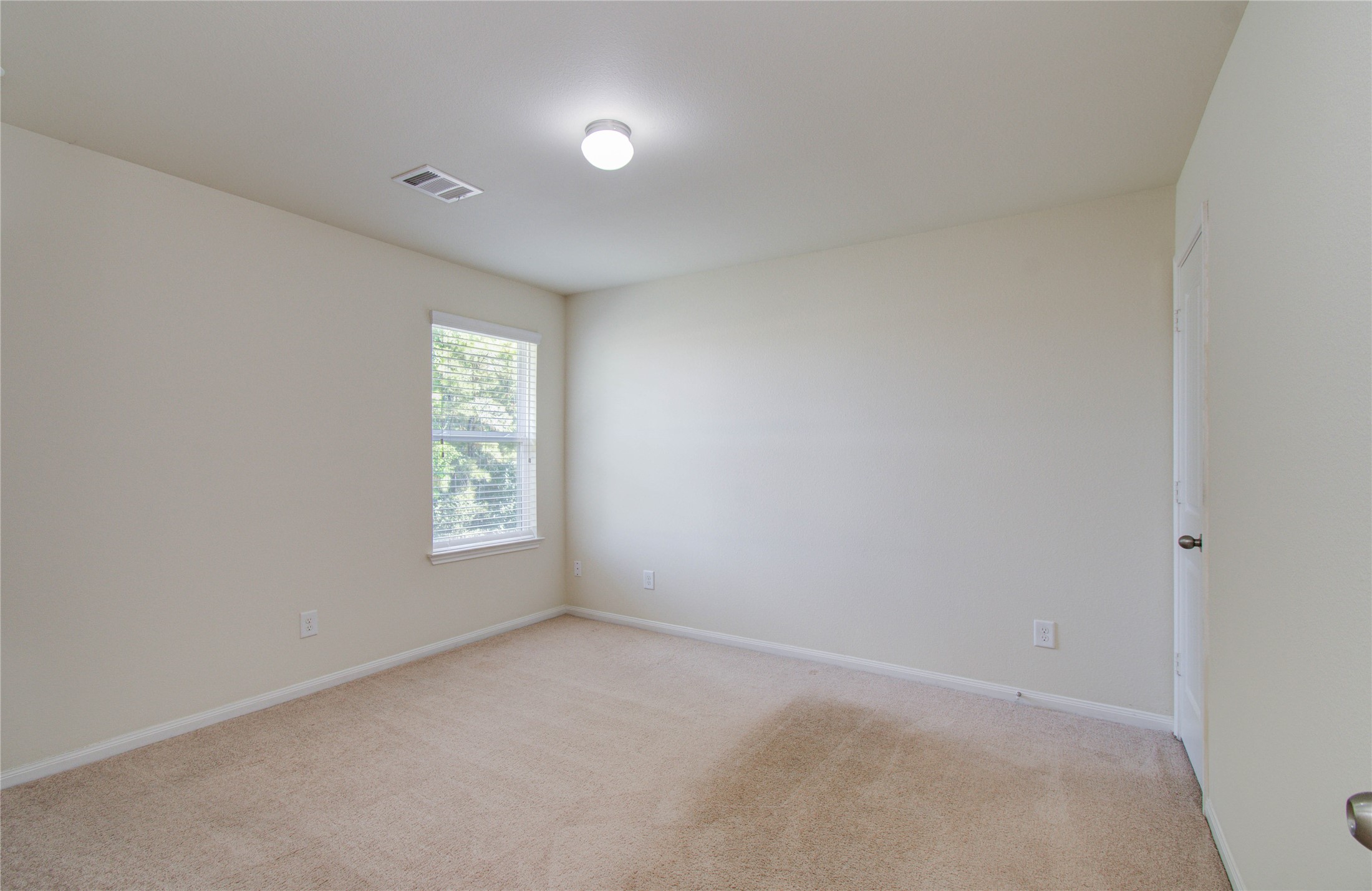 10410 Solitude Way Houston, TX 77044 - Photo 37 of 45