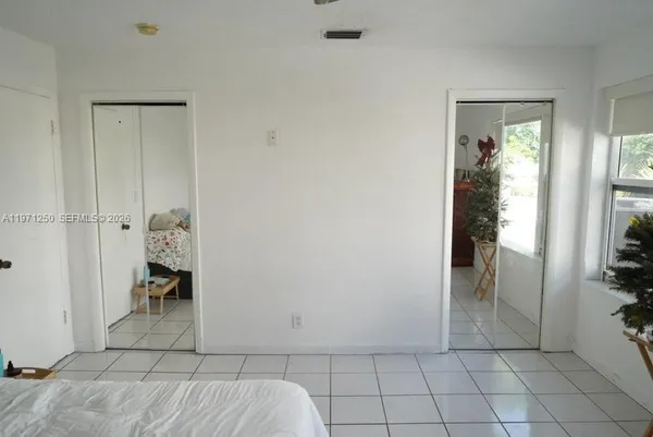 $2,900 | 1389 West 71st Street, Hialeah, FL 33014