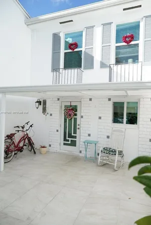 $2,900 | 1389 West 71st Street, Hialeah, FL 33014