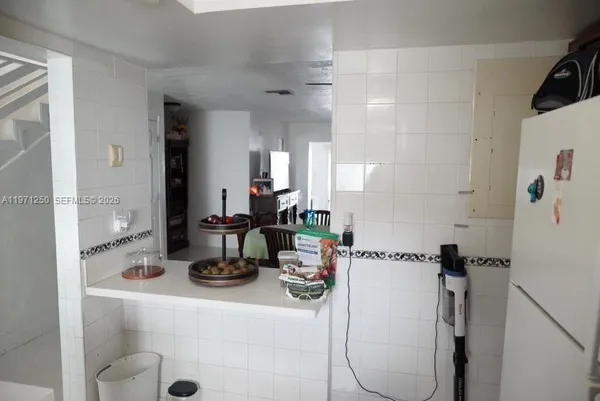 $2,900 | 1389 West 71st Street, Hialeah, FL 33014