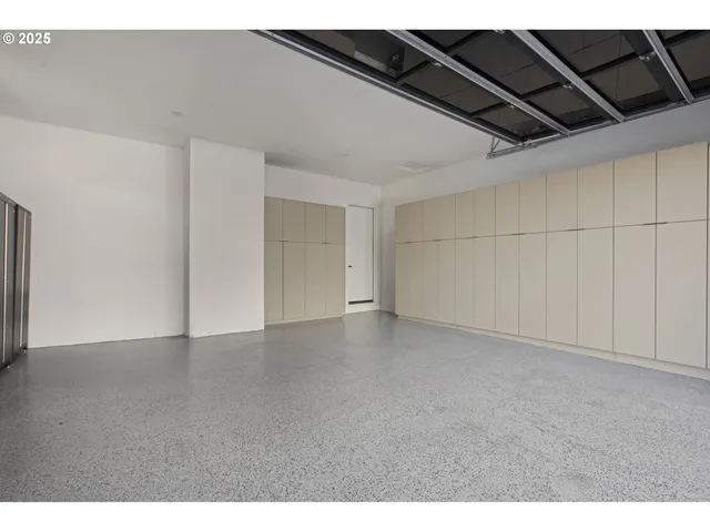 $1,999,950 | 356 West W Street, Washougal, WA 98671