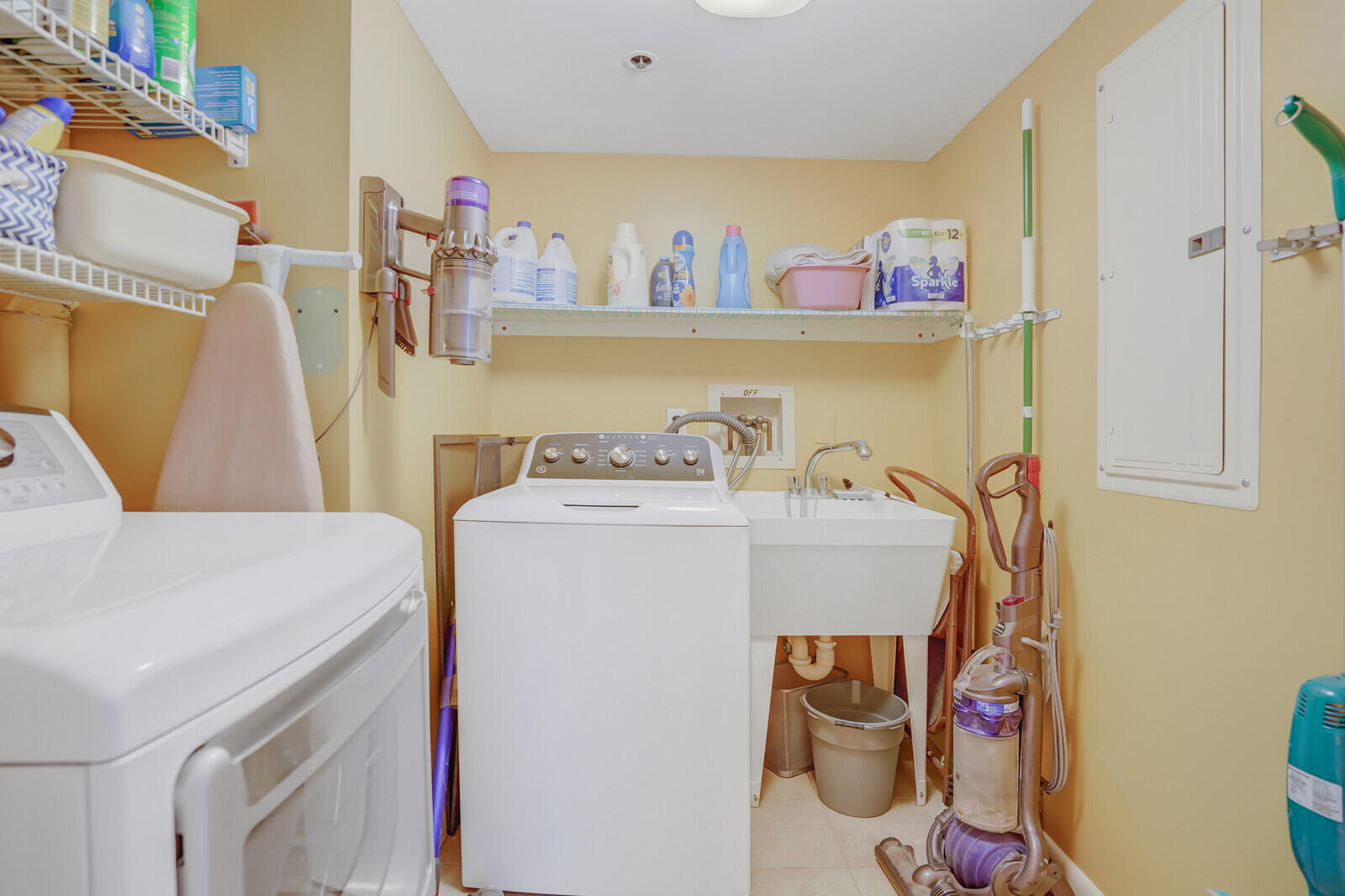 2667 North Ocean Boulevard, Unit I312 Boca Raton, FL 33431 - Photo 29 of 77 Oversized In-Unit Laundry